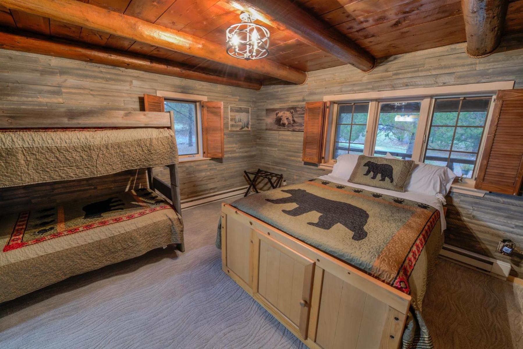 Villa The Moose Bunkhouse West Yellowstone Exterior foto